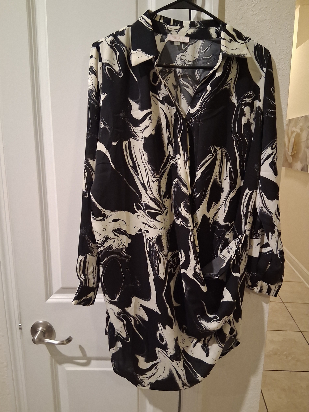 T2: Blush Black and White Swirl Button-Down Shirt